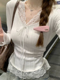 2026 Women's Autumn And Winter New Romantic Exquisite Lace Splicing V-Neck Bottoming Shirt Folded Jerseys Around The Waist