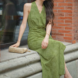 Green Blogger Wind Hanging Neck V-Neck Cross-Kinny Retro Dress To Close The Waist Slim Dress 2026 Summer