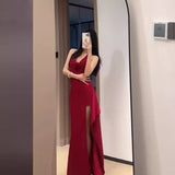 Gilat Red Hanging Neck V-Neck Dress Girl Beautiful Small Dress Sexy Open Fork Dress