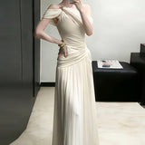 Sexy Wind Shoulder Strap Dress Women's Spring And Summer New Waist High-Sensing Dress 100-Fold Skirt Dress
