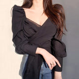 Spring 2025 New Design Small White Long-Sleeved Shirt Women V Collar Folds To Collect The Waist Pure Top