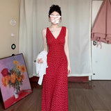 Seaside Holiday Temperament Red V-Necked Flower Sleeveless Dress Women's Summer 2025 New High-End Long Dress