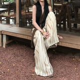 Hanging Neck Top Women Summer 2026 New Design Sense Small Sleeveless Thin Sling Vest Pants Two Sets Of Tide