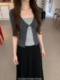 Twisting Design Fake Two-Sleeved T-Shirts For Women In Autumn Wearing A Color-Smelled Body To Close A Waist And A Top