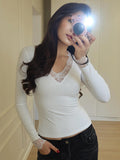 Purely Sexy New V-Neck Lace Lace Long-Sleeved T-Shirt Girl Spring And Autumn Hottie Slim Slimming Bottom Top Woman Tide