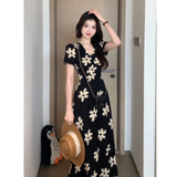 Vintage Lace V-Neck Broken Flower Short-Sleeved Dress Women's New Summer Waist Thin French A-Word Long Dress