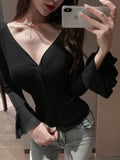 Autumn New Care Machine V-Neck Horn Sleeves Sleeves Sexy Women's Long-Sleeved T-Shirt Short Top