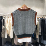 South Korea Dongdaemun 2026 Autumn And Winter New Retro V-Neck Short-Sighten Knitted Vest Woman