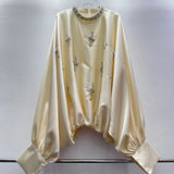 Heavy Industry French Court Style Drilled Bat Sleeve Design Small Fashion Quality Shirt 2025 Autumn And Winter New